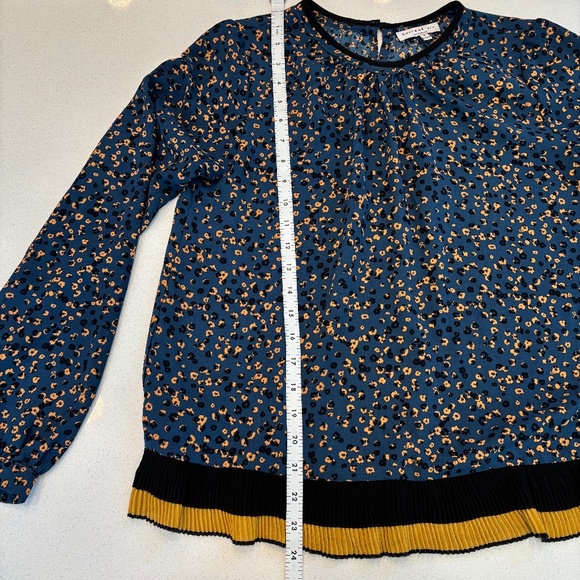 Current Air Pleated Abstract Blouse, Blue w/ Gold & Black Print, Size Small - Picture 6 of 9